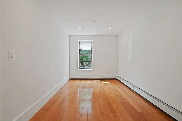 Rented by Nest Seekers International | media 1