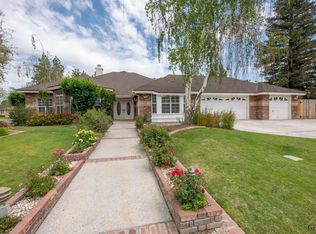 1518 Old Stage St, Bakersfield, CA 93312