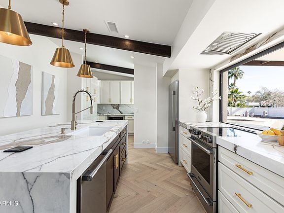 4th image of 6701 E LUDLOW Drive