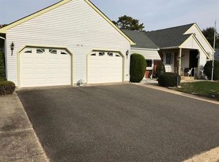 55 Sunset Rd, Whiting, NJ 08759