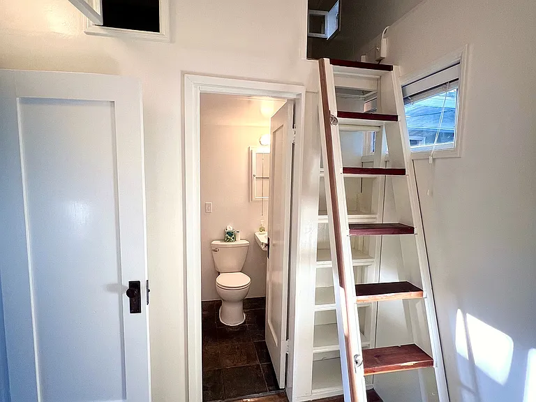 140 1/2 Hart Ave — Photo 14