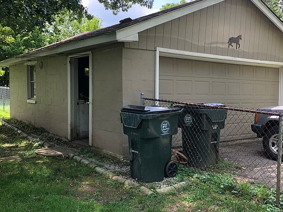 3rd image of 203 Bolser Ave