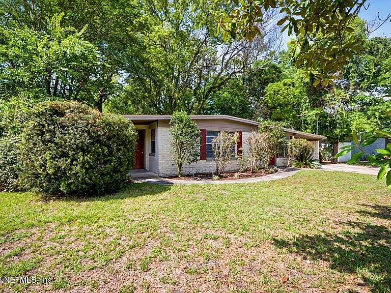 7010 Arques Rd — Photo 3