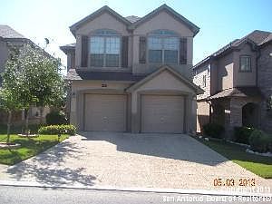 2nd image of 21622 Andrews Gdn