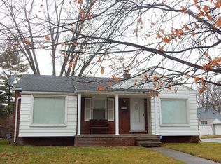 17395 Lennane, Redford, MI 48240