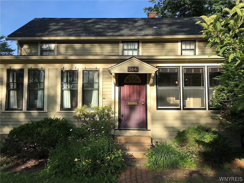 144 Center St, East Aurora, NY 14052 Zillow
