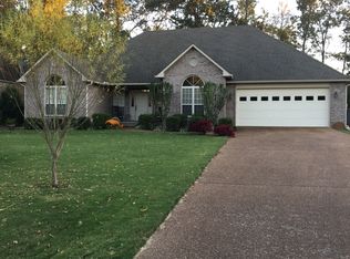 810 Copperfield Cir, Heber Springs, AR 72543