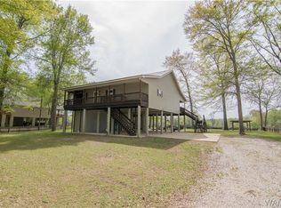 2070 Two Rivers Rd, Eutaw, AL 35462