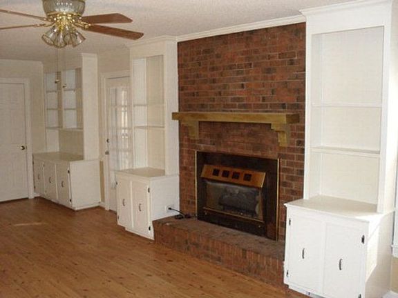 2nd image of 4842 Lakeview Rd