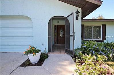 3rd image of 3736 Parkway Blvd