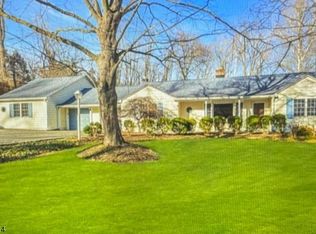 188 Mendham Rd E, Mendham, NJ 07945