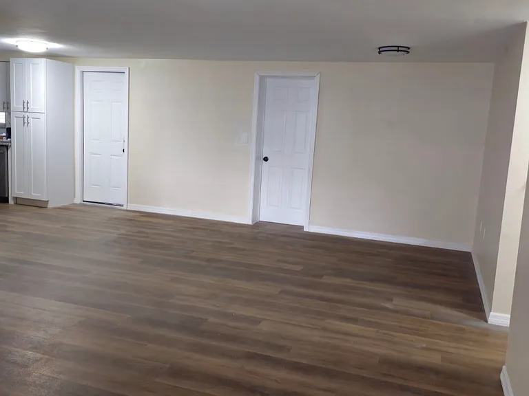 4828 Durney St — Photo 3