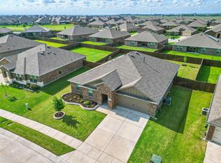 312 Duke Ct, Fate, TX 75189