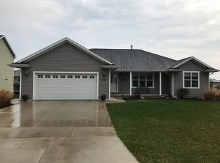 1360 Navigator Way, Hobart, WI 54115