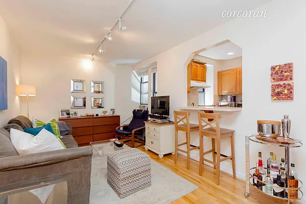 Rented by Corcoran | media 20