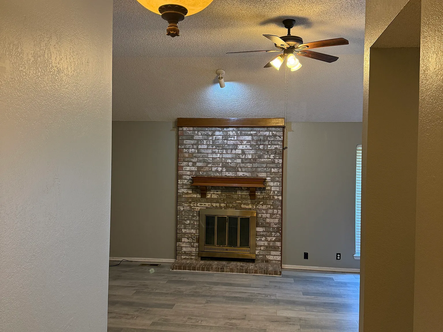 3 bed, 1480 sqft, $1,700 — Photo 3