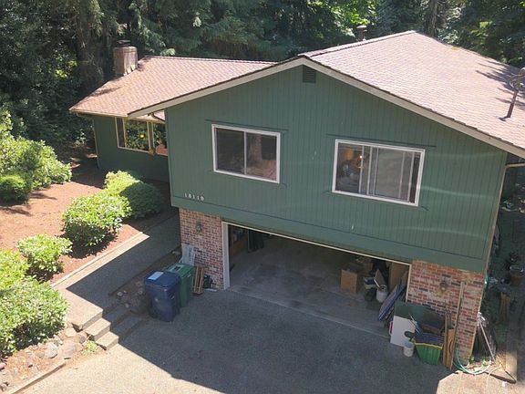 3rd image of 18119 NE 191st St