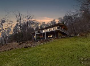 400 Pippin Knl, Bennington, VT 05201