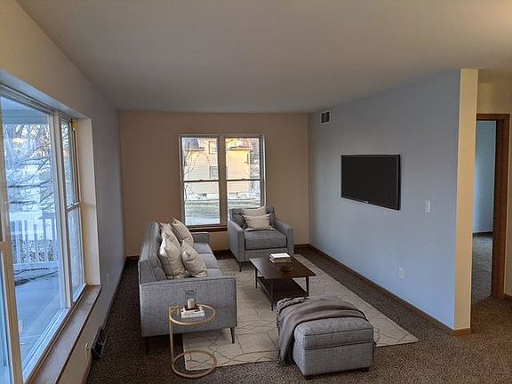 3rd image of 702 Concord Ave