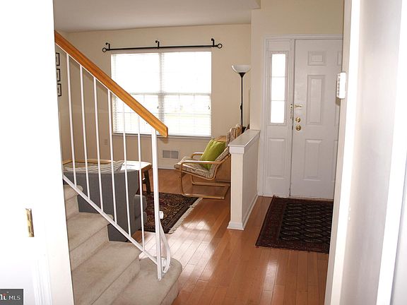 2nd image of 30 Richards Rd