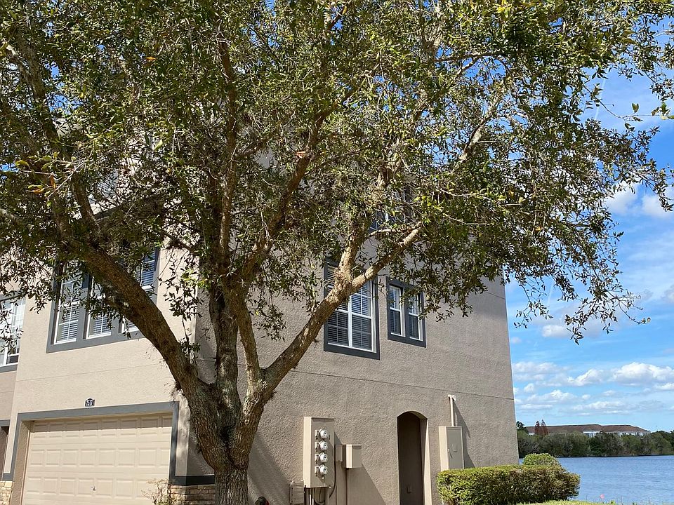 1st image of 2517 Lexington Oak Dr