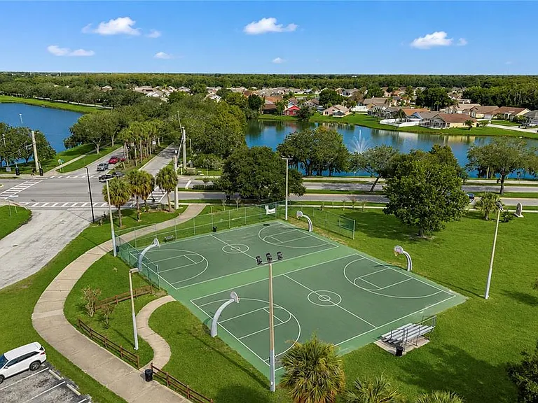 2039 Shannon Lakes Blvd — Photo 37