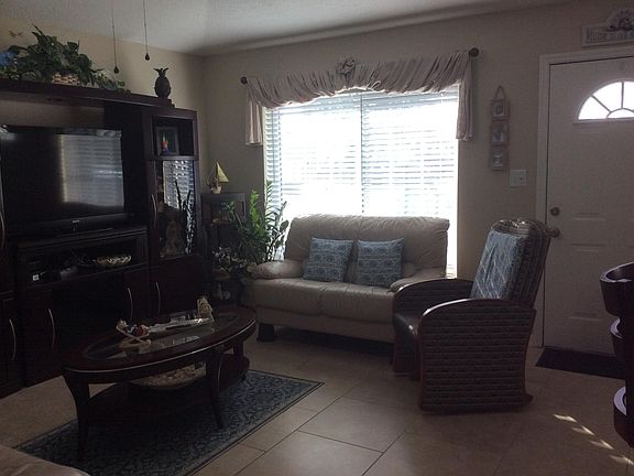 3rd image of 741 Laurel Bay Cir