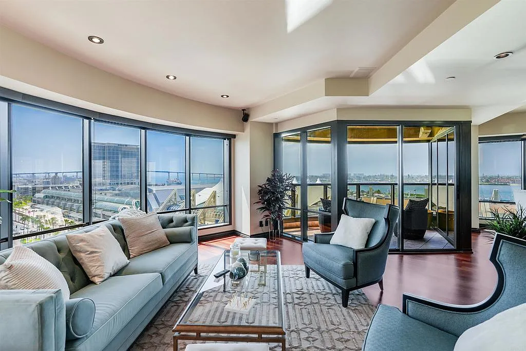 Building Photo - 200 Harbor Dr #1502