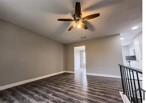 4 bed, 1776 sqft, $1,900 — Photo 3