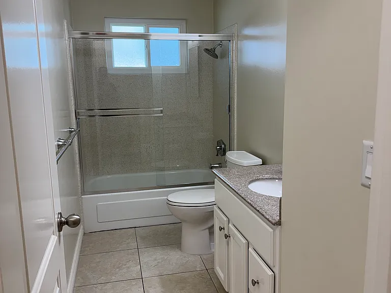1096 Topaz Ave #1 — Photo 13