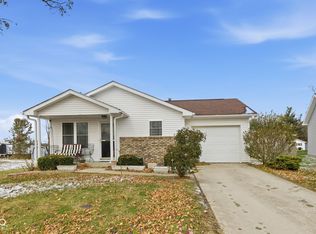 108 Woodhaven Dr, Greencastle, IN 46135