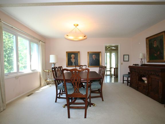 elegant space for formal dining