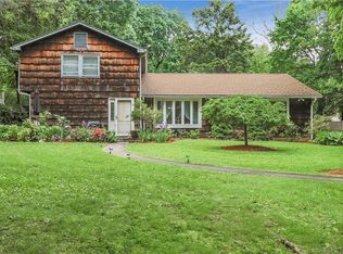 85 Toms Rd, Stamford, CT 06906