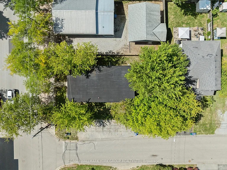 948 Lake Dr E #101 — Photo 25
