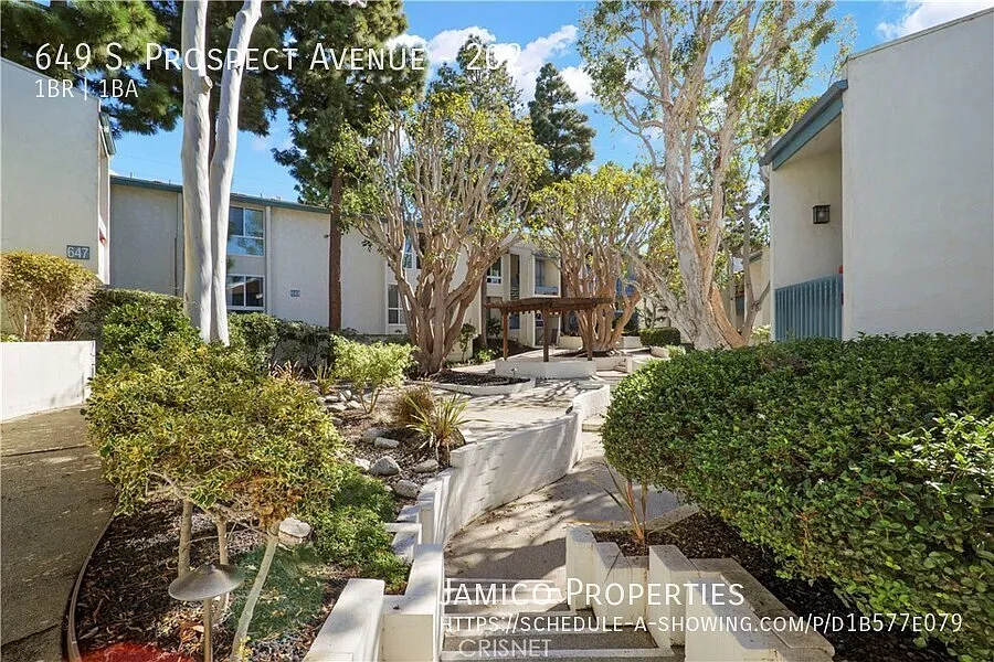 1 bed, 750 sqft, $2,600 — Photo 3