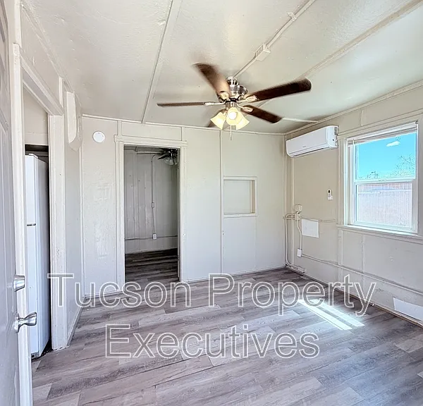 234 E 32nd St #10 — Photo 10