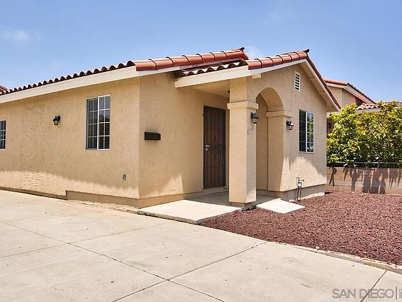 2nd image of 4240-4242 47th St