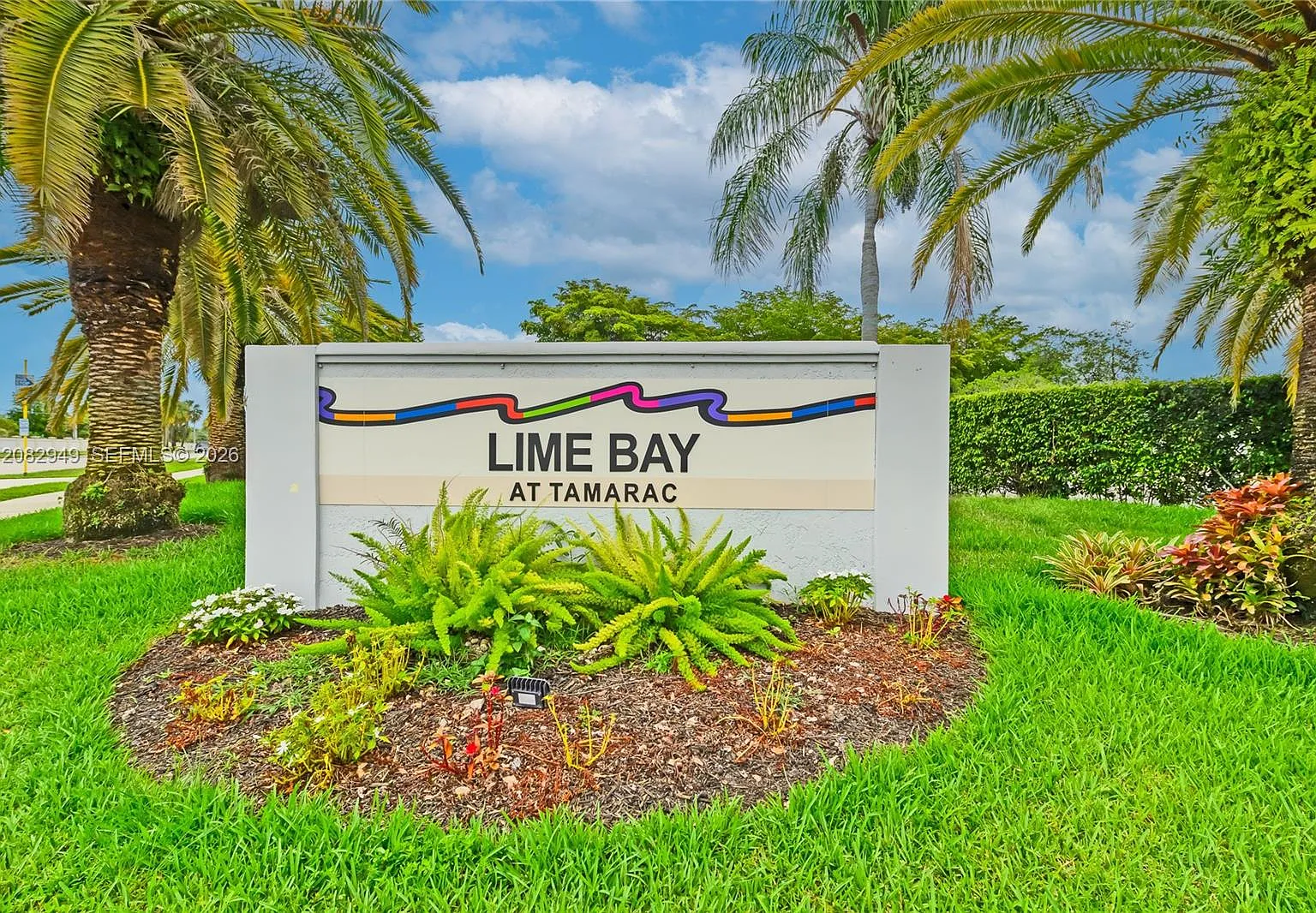 9091 Lime Bay Blvd — Photo 2