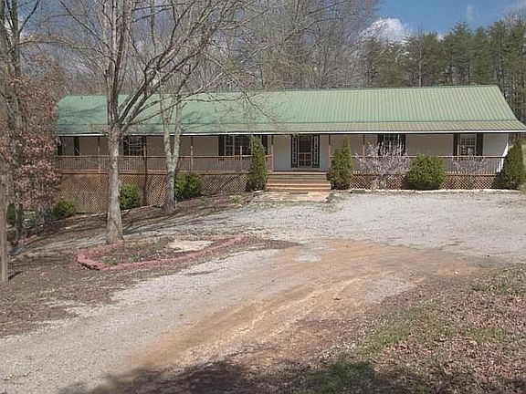 2nd image of 1743 Keyes Rd