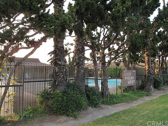 2nd image of 10759 Magnolia Ave APT 102