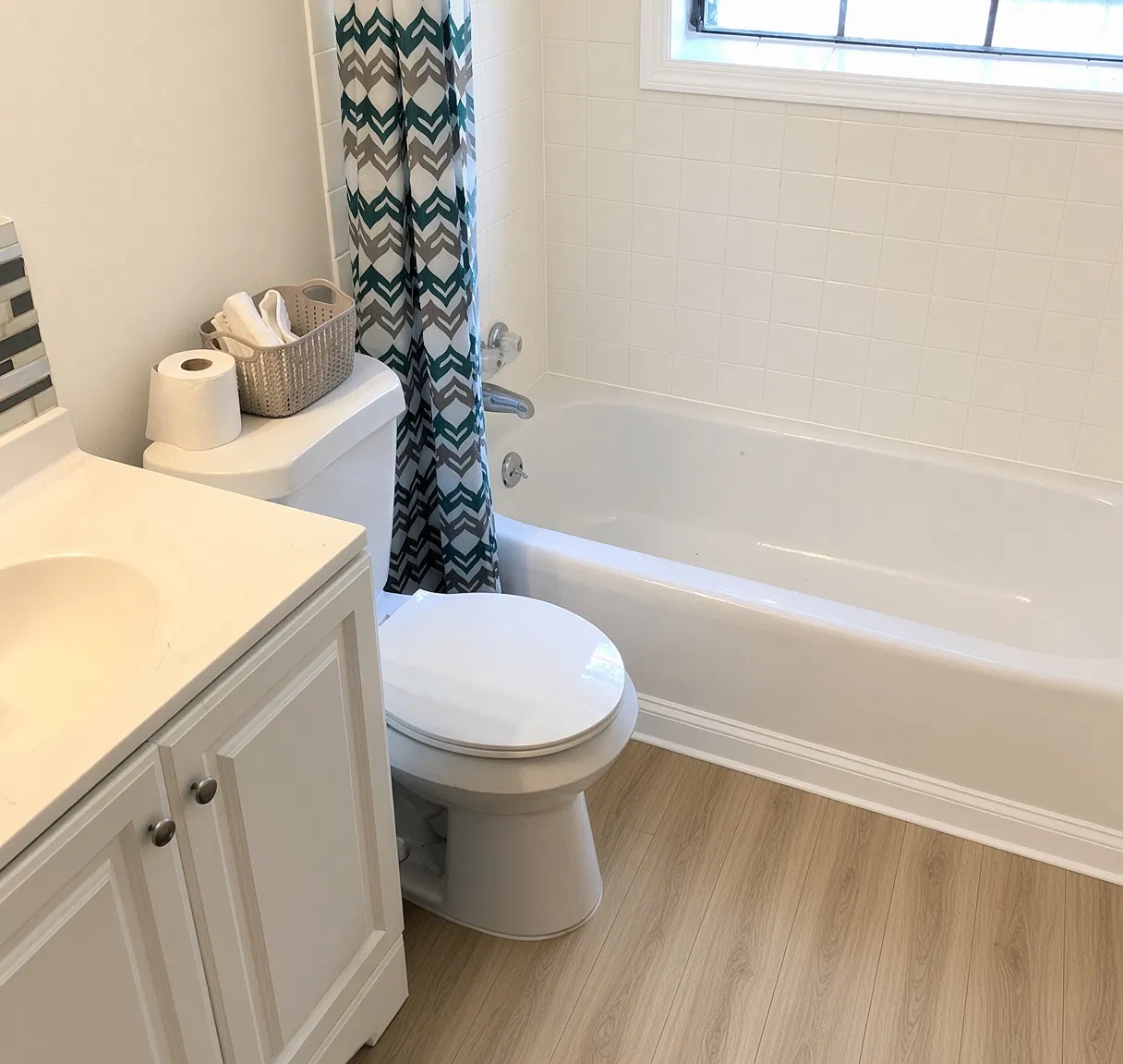 3 bed, 950 sqft, $1,600 — Photo 3