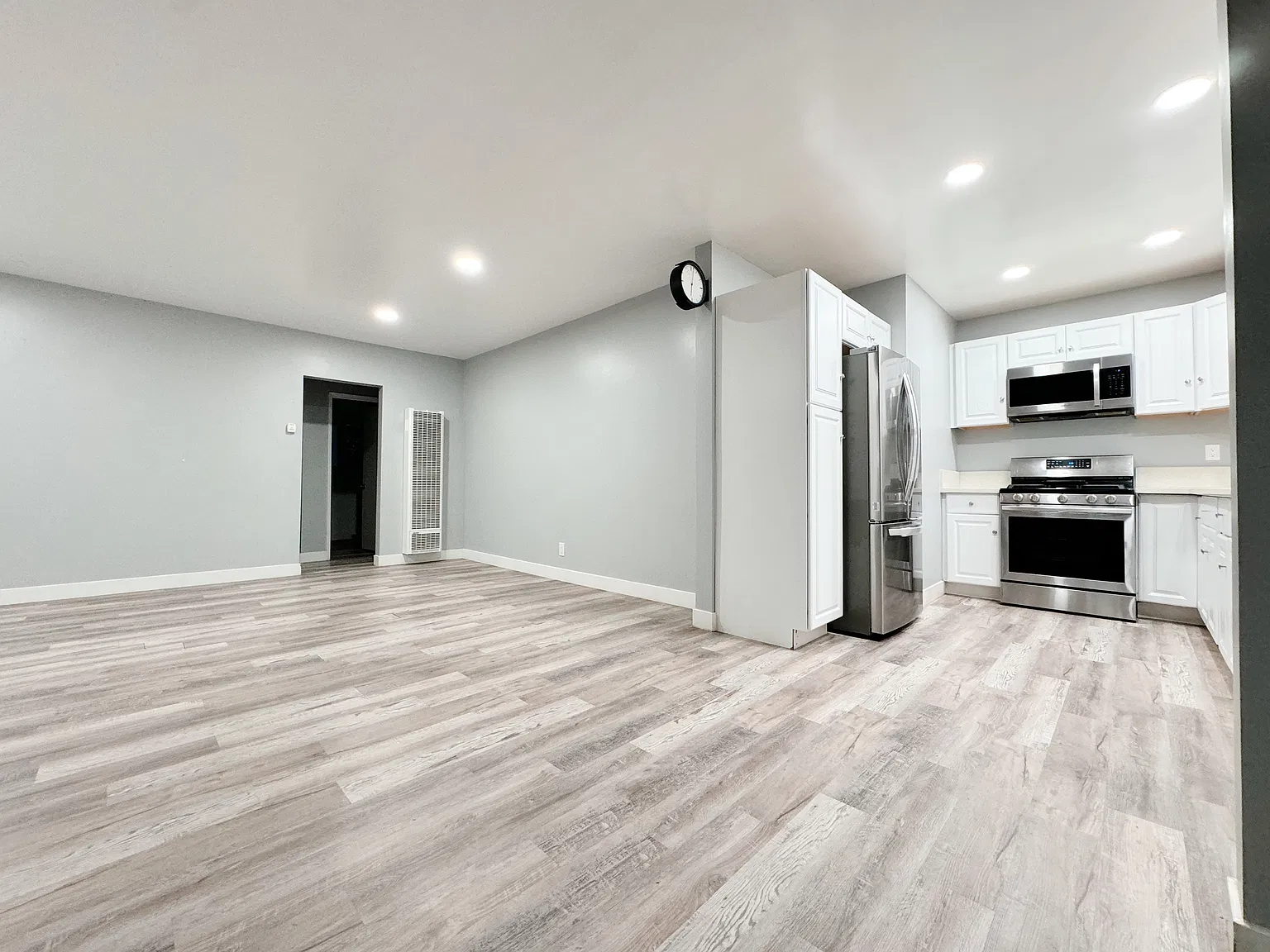 9935 Park St — Photo 3