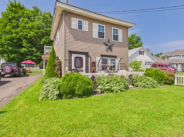 28 Silver Street, Mars Hill, ME 04758