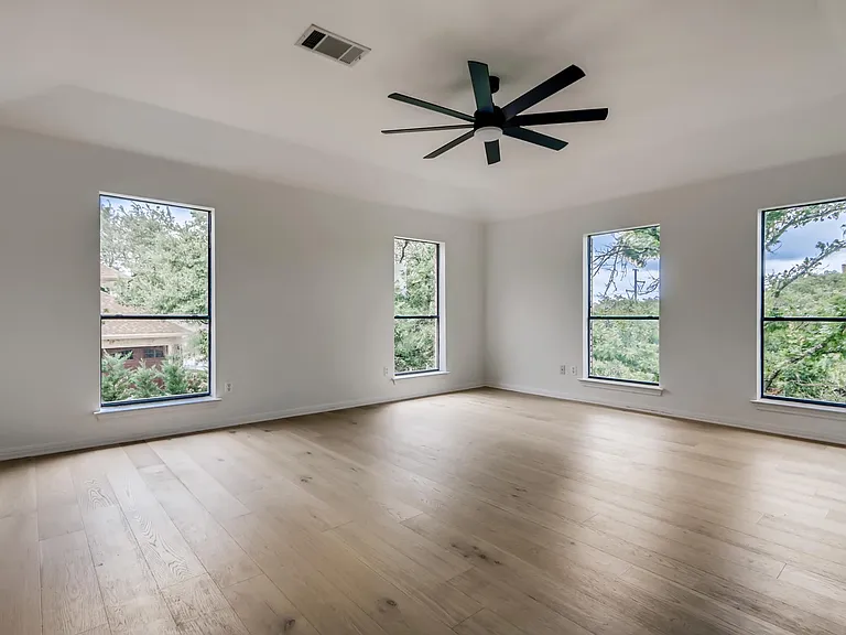 107 Long Wood Ave — Photo 13