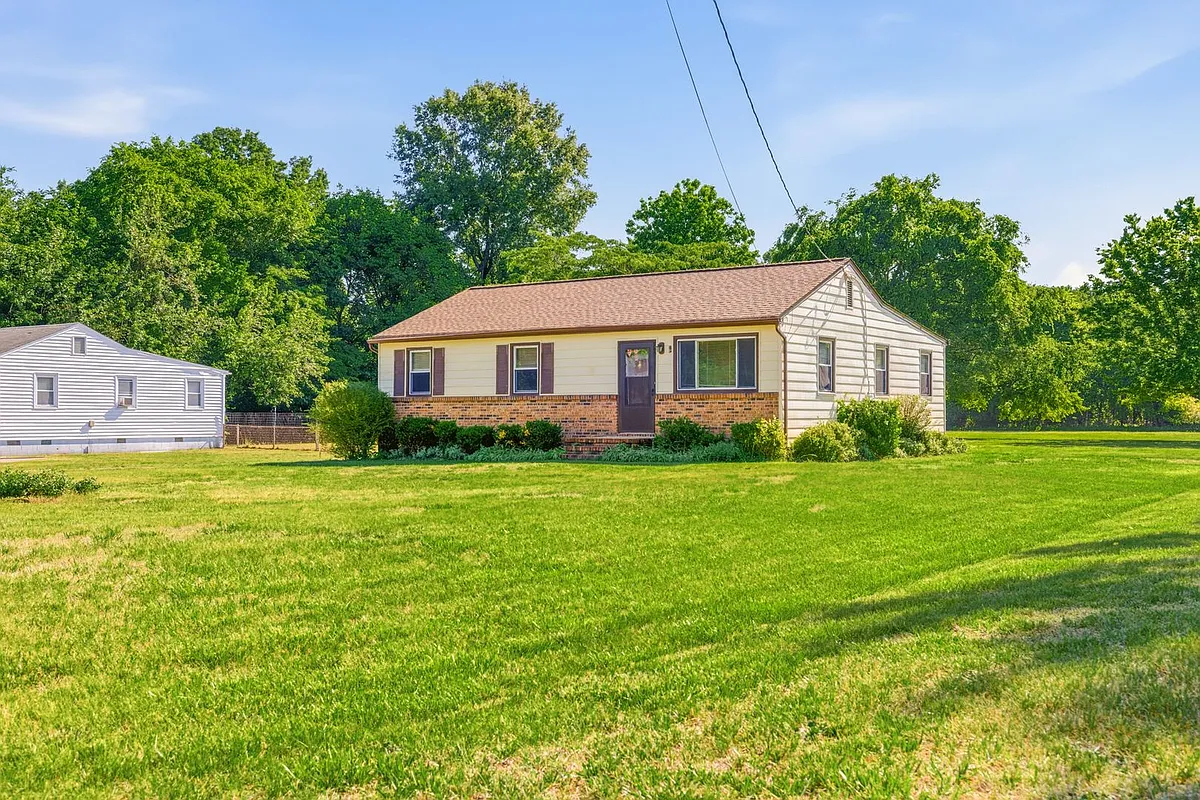 Building Photo - 15219 Spruce Ave