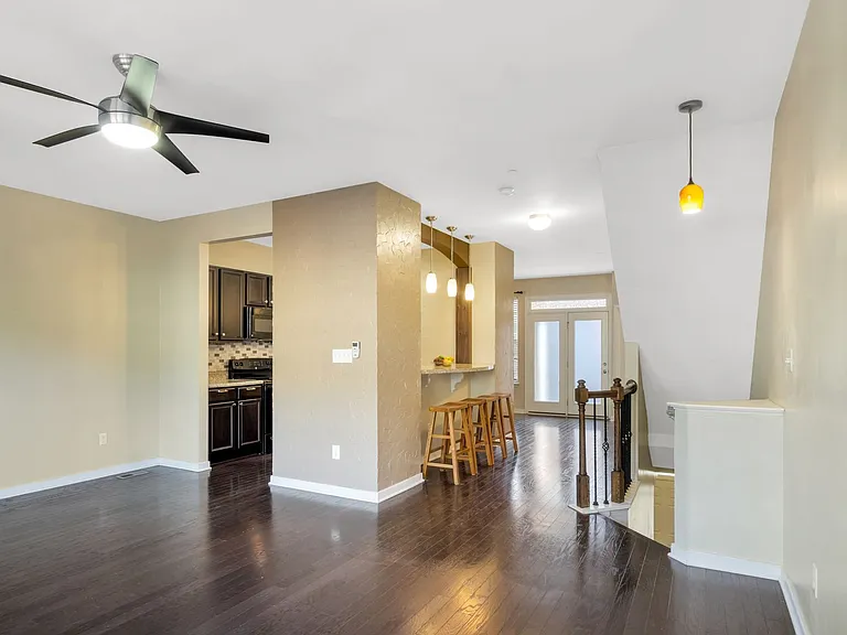 50 Transit Ln — Photo 13