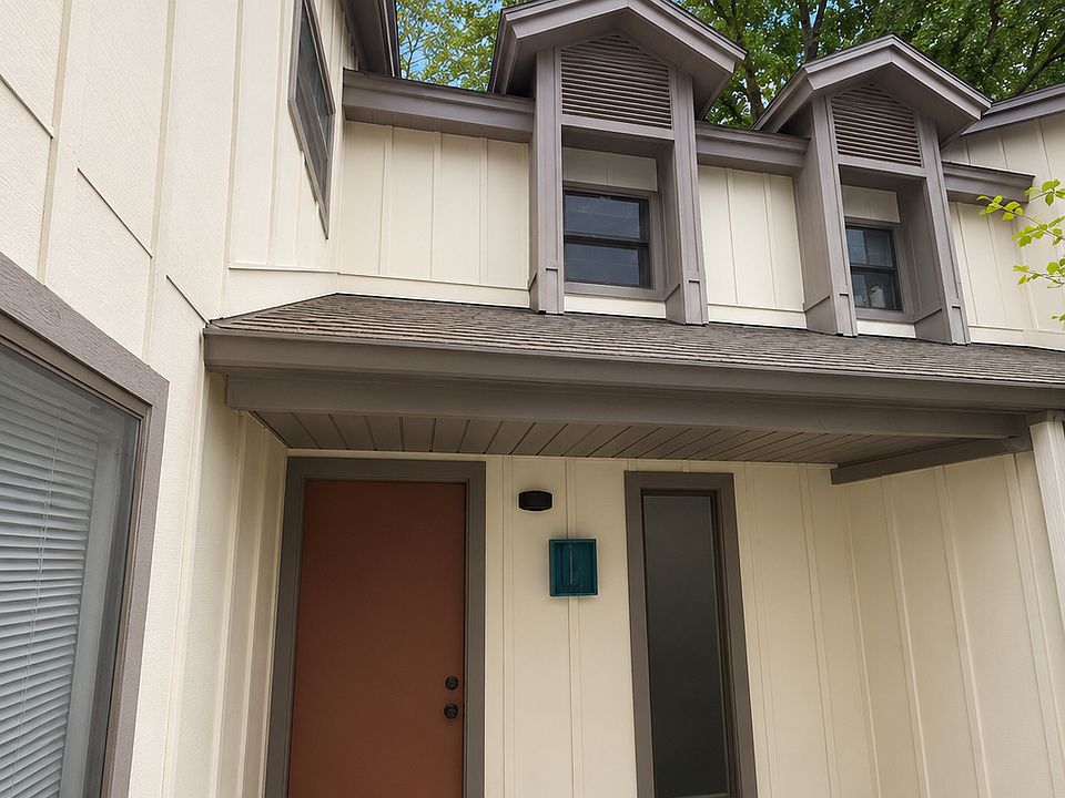 1st image of 5424 SW 4th Pl