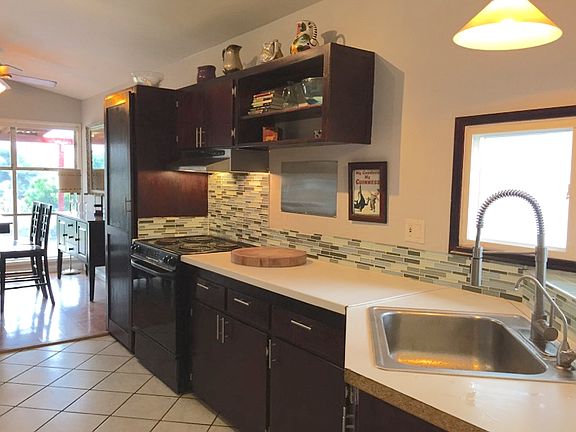 4th image of 4923 Mount Ashmun Dr