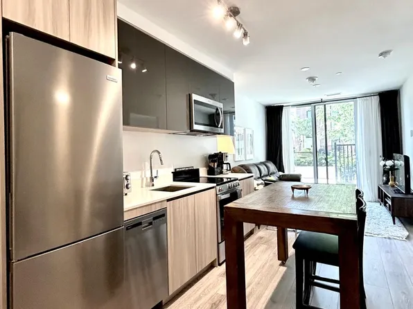 11 Maryport Ave, Toronto, ON M3M 0E2