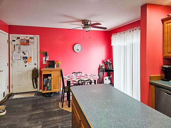 5th image of 560 State St